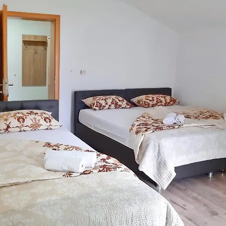 Mimoza * Blagaj